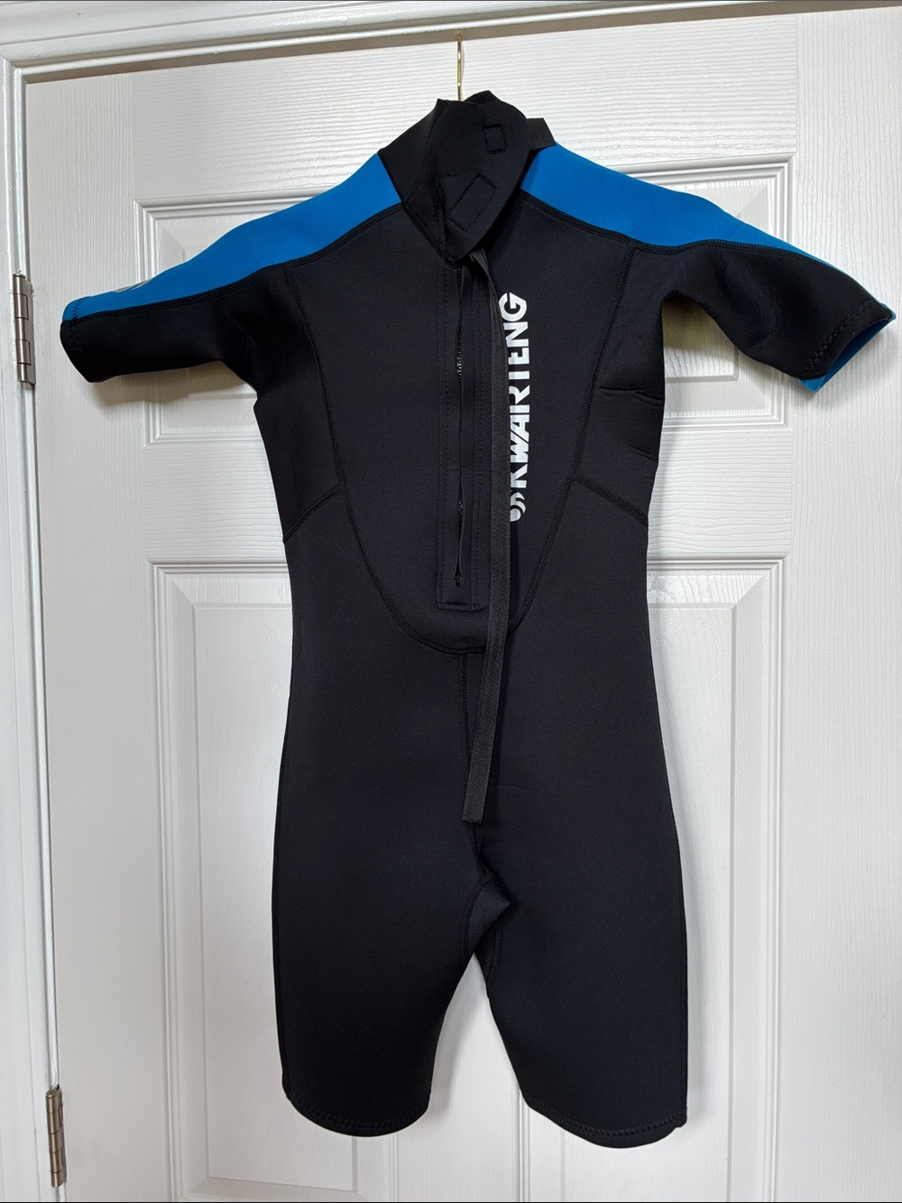 Kids neoprene suit for water sports